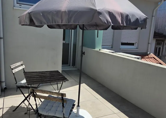 Lira Guest House B&B Porto